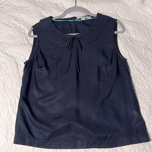 Boden navy blue silk blouse, sz 8, sleeveless, Peter Pan collar, covered buttons